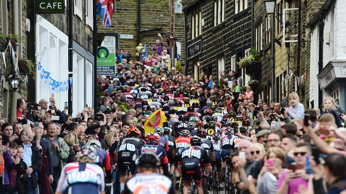 Riders in hot sale tour de yorkshire