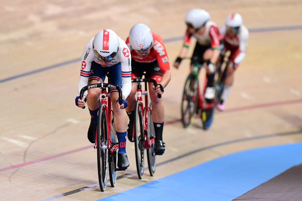 Elinor Barker becomes World Champion on St David's Day