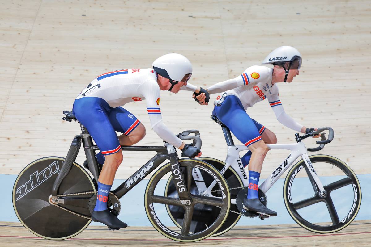 Madison madness rounds off day six at the 2023 UCI Cycling World