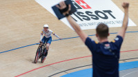 Track magic as Morris wins first British female individual pursuit world title in 10 years