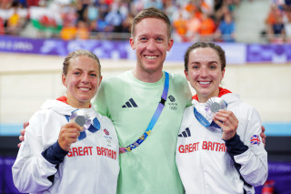 Neah Evans and Elinor Barker with coach Cameron Meyers