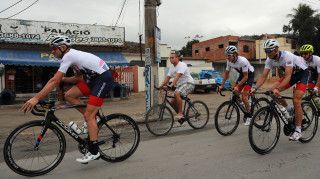 Team GB's Ian Stannard, Geraint Thomas, Adam Yates and Steve Cummings train in Rio