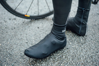 tips for keeping your feet warm on the bike