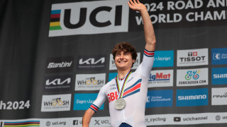 Robertson rides to sensational silver at the 2024 UCI Road And Para-Cycling Road World Championships