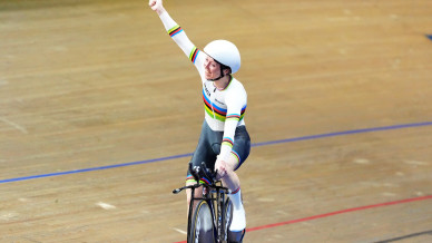 World record produces Morris Mania on day two of the Lloyds National Track Championships 2025